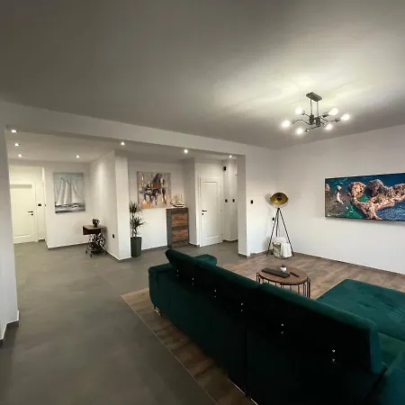 Luxury Penthouse Vibius Apartment